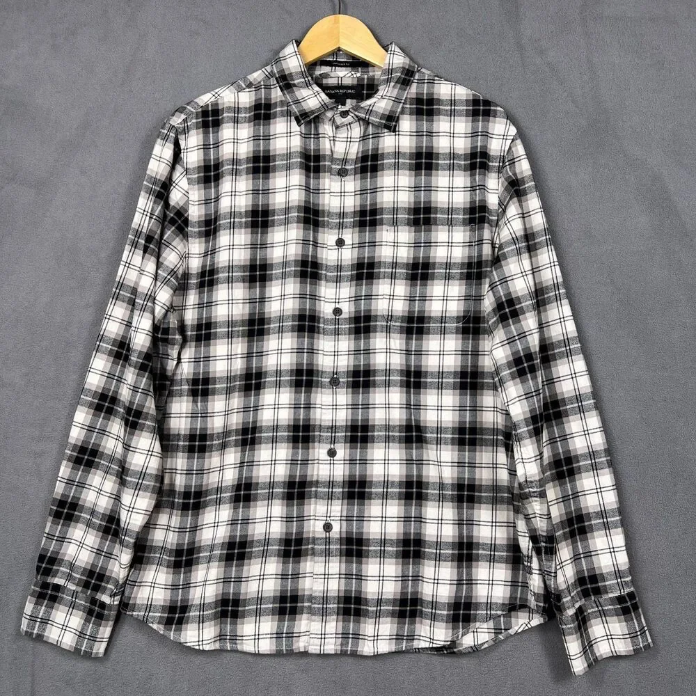 Banana Republic Plaid Untucked Shirt Men Large Black Gray White Grunge Goth Punk